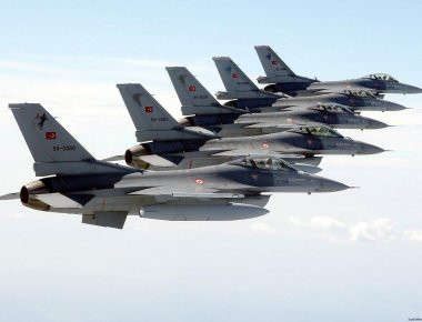 Αιγαίο: 20 παραβιάσεις, 2 εμπλοκές και 2 υπερτήσεις από τουρκικά μαχητικά!